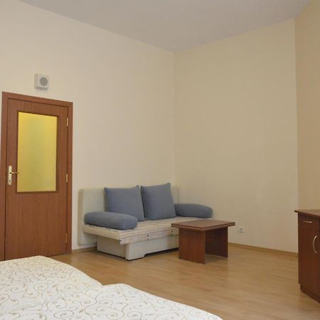 Persey Flora Apartments โบโรเวทส์ ภายนอก รูปภาพ